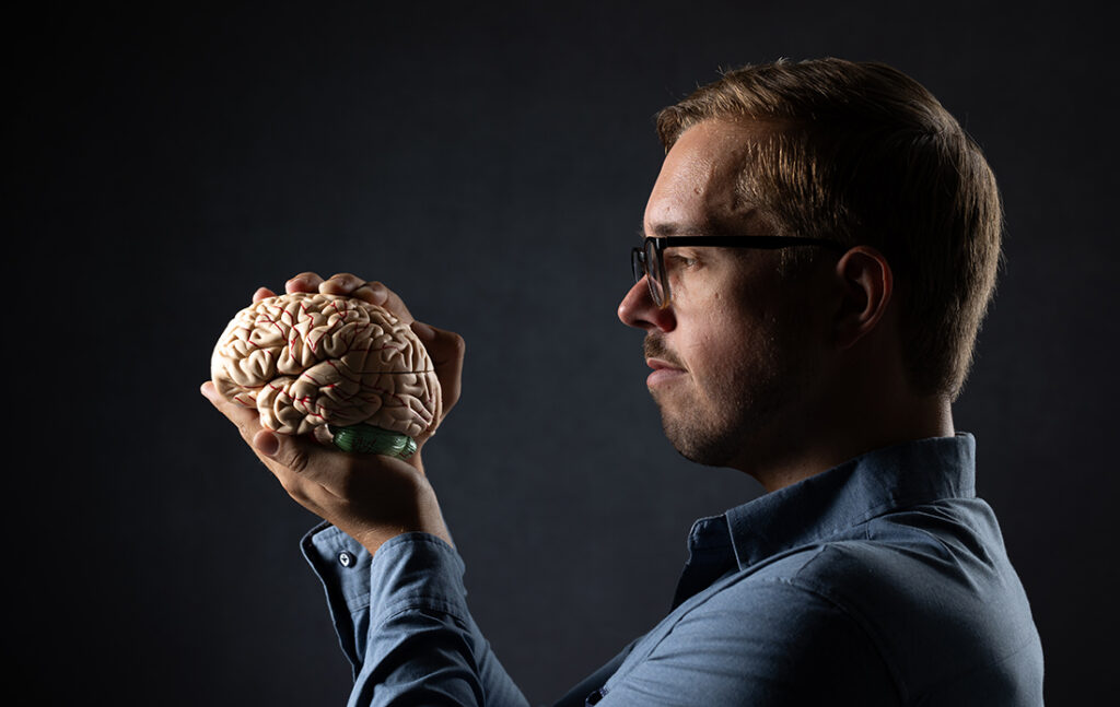 ‘Democratizing’ brain health research
