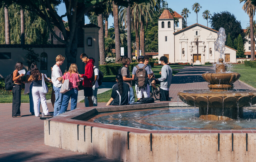 Santa Clara University expands ‘California Promise’ affordability program to all California families making $150,000 or less